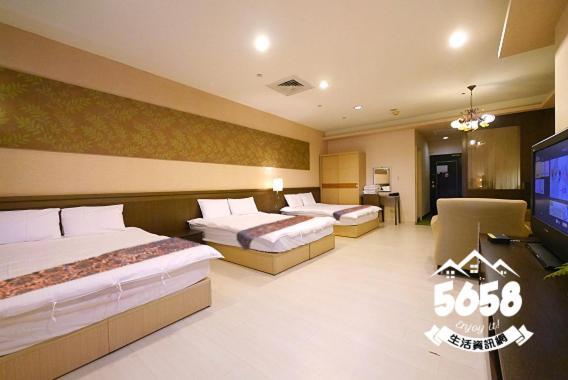 85 Happy Holiday Hotel เกาสง ภายนอก รูปภาพ