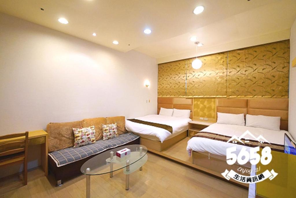85 Happy Holiday Hotel เกาสง ภายนอก รูปภาพ