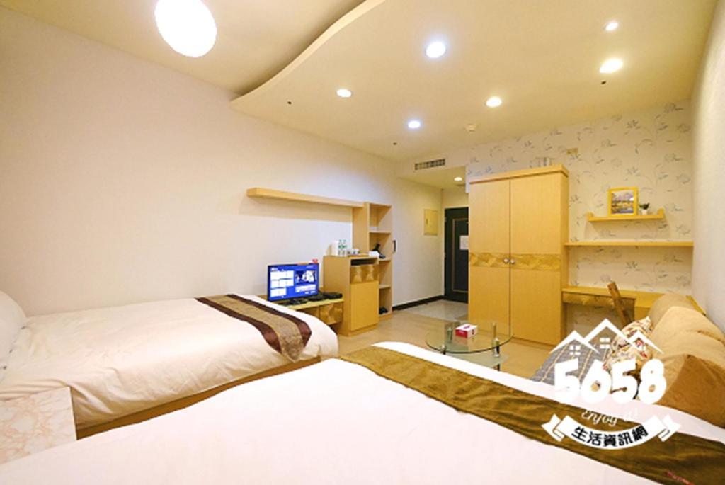 85 Happy Holiday Hotel เกาสง ภายนอก รูปภาพ