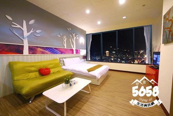 85 Happy Holiday Hotel เกาสง ภายนอก รูปภาพ